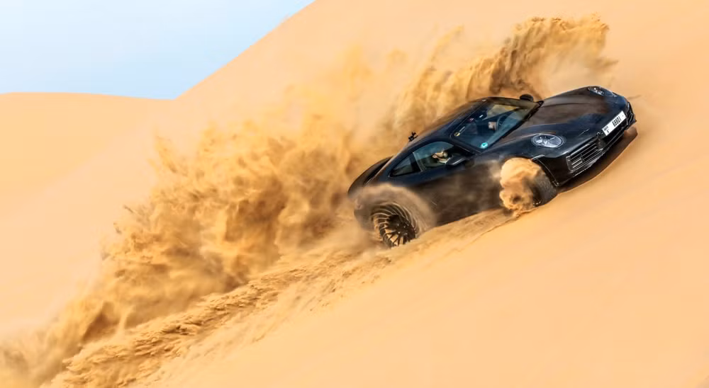 xem truoc sieu xe dia hinh porsche 911 dakar hinh 2