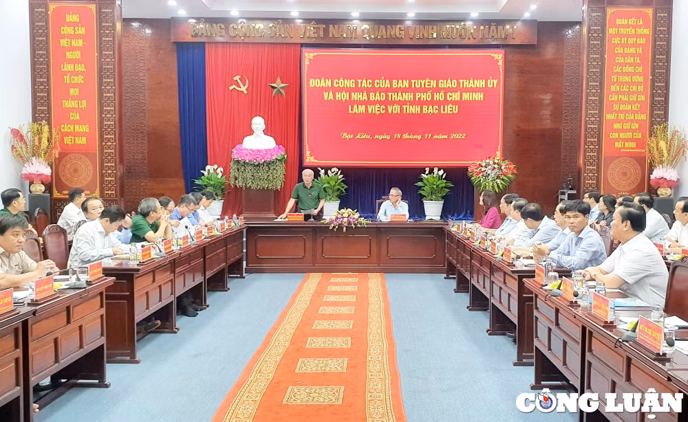 doan cong tac ban tuyen giao thanh uy tphcm va hoi nha bao tphcm lam viec voi tinh bac lieu hinh 1