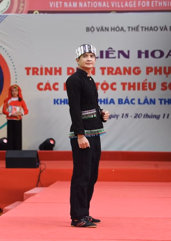 dac sac trang phuc truyen thong cac dan toc thieu so viet nam hinh 5