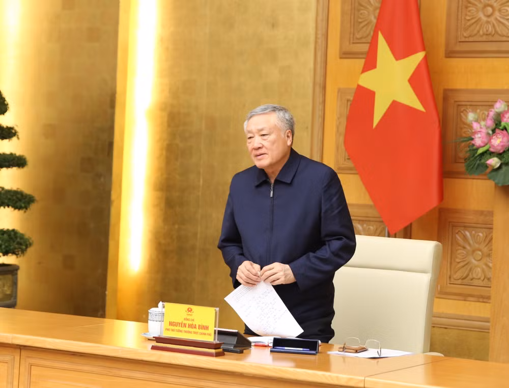 Thủ tướng: Huy động mọi lực lượng, bằng mọi cách cứu người trong mưa lũ- Ảnh 2.