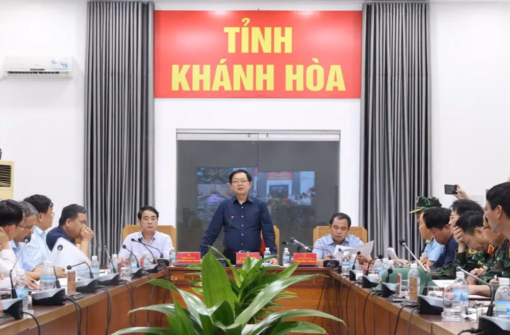 Phó Thủ tướng Hồ Quốc Dũng: Không để người dân kêu cứu trong đêm, bằng mọi cách tiếp cận vùng ngập sâu cứu dân- Ảnh 1.
