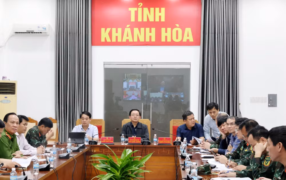 CẬP NHẬT: Thủ tướng chủ trì cuộc họp khẩn trực tuyến từ Algeria về ứng phó mưa lũ, thiên tai, cứu hộ, cứu nạn- Ảnh 5.