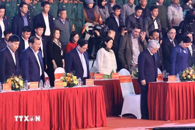 thu-tuong-du-tuan-dai-doan-ket-cac-dan-toc-3.jpg