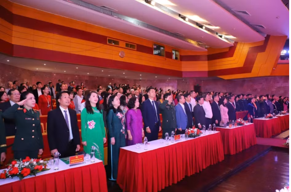 Ảnh màn hình 2025-11-25 lúc 14.28.23
