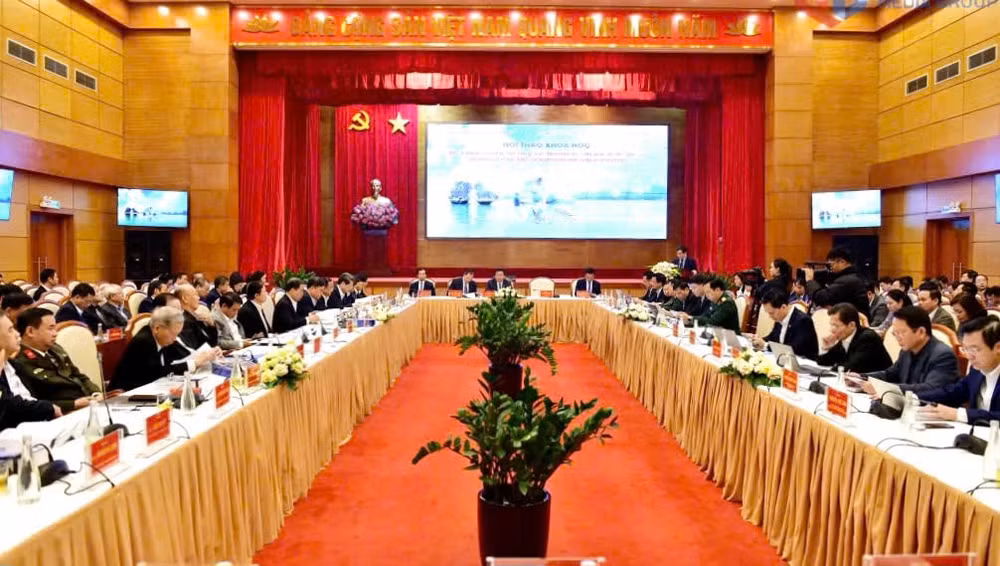 1-hoi-thao-chuyen-doi-so-quang-ninh.jpg