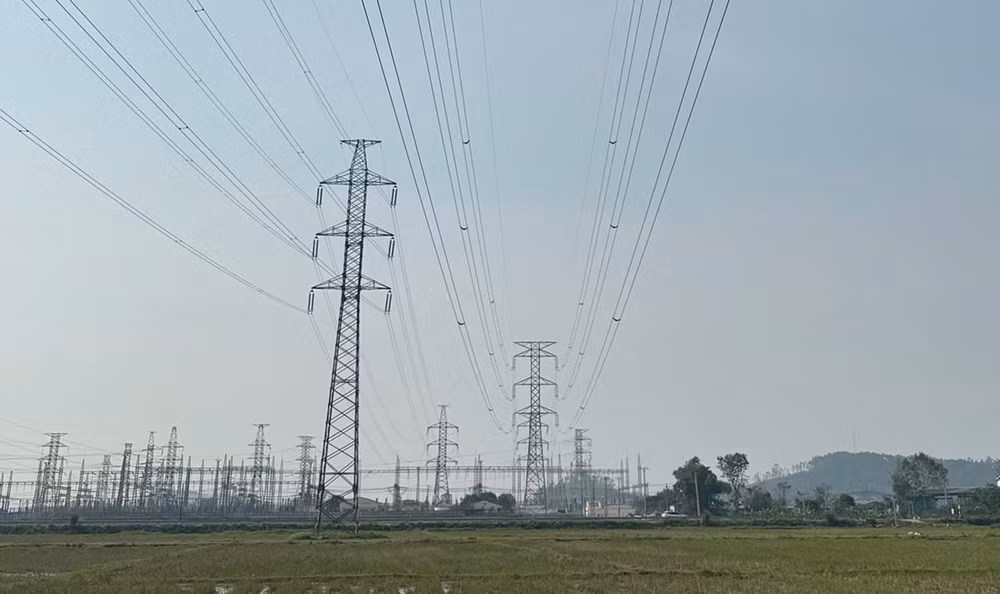 Dự án đường dây 220kV Tương Dương – Đô Lương đã được đóng điện thành công