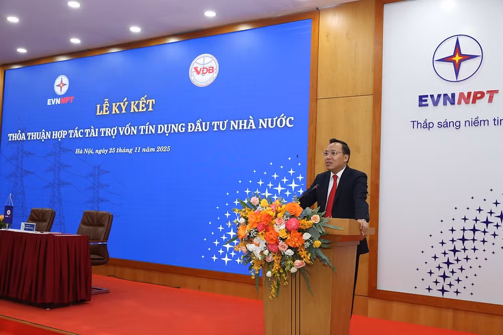 Thứ trưởng Bộ Công Thương Nguyễn Hoàng Long phát biểu tại buổi lễ