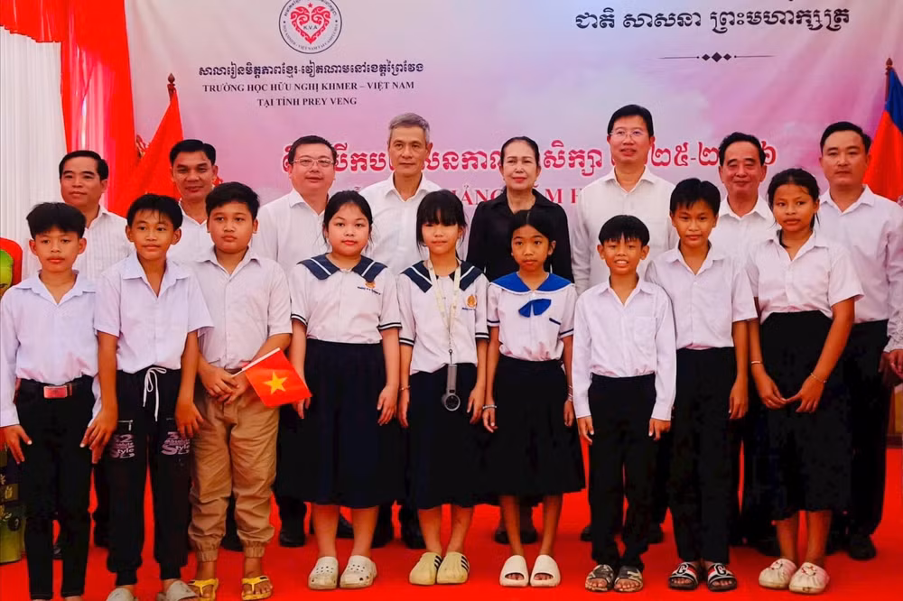 dong-thap-campuchia(1).jpg