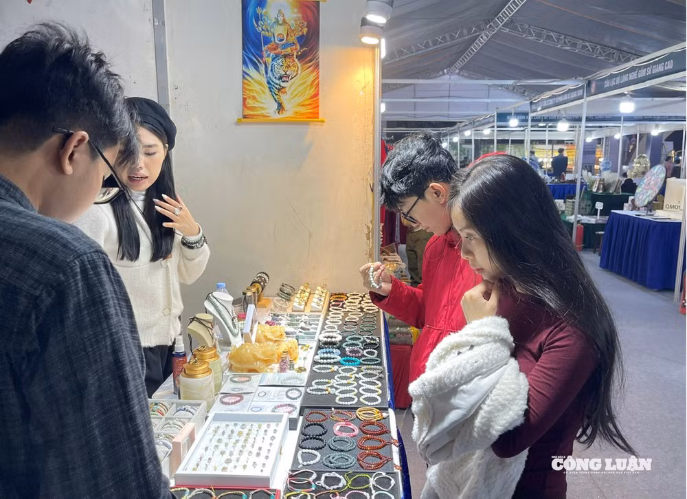 Ảnh màn hình 2025-12-18 lúc 22.39.10