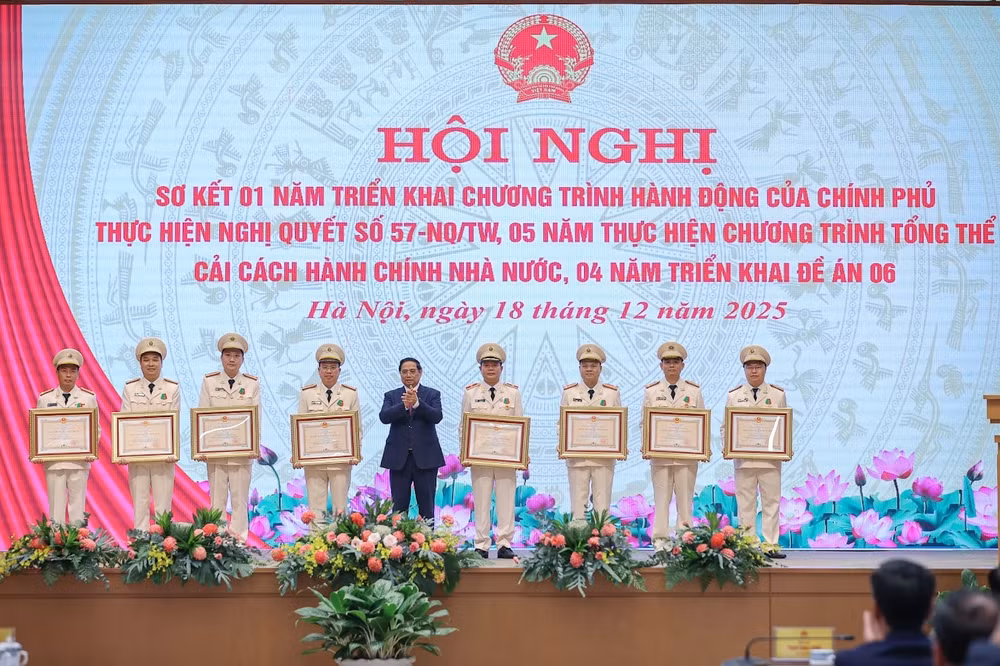 Thủ tướng: Tạo đột phá để Việt Nam bắt kịp, tiến cùng và vươn lên, vững bước tiến vào kỷ nguyên mới- Ảnh 15.