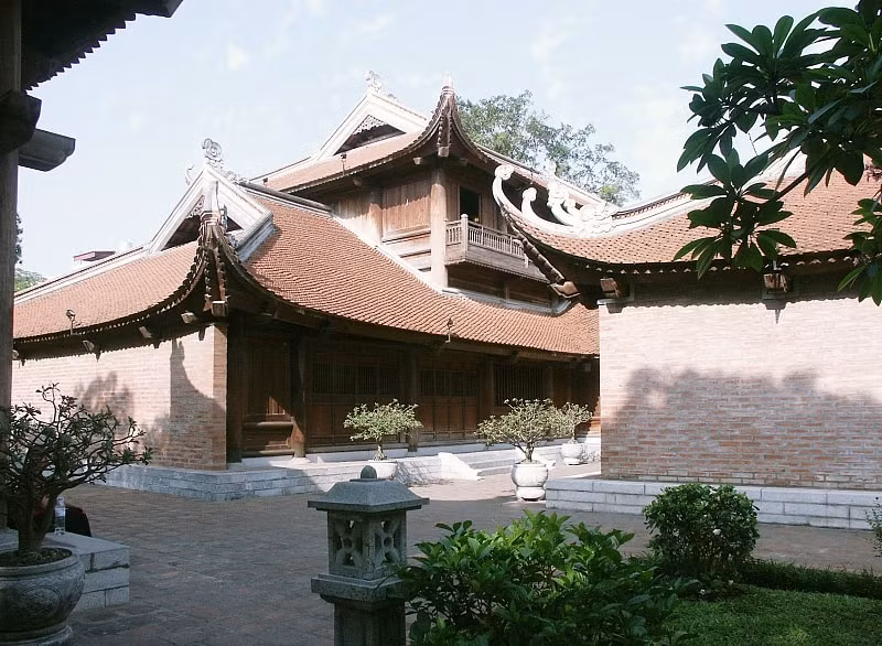 Khu Thái Học