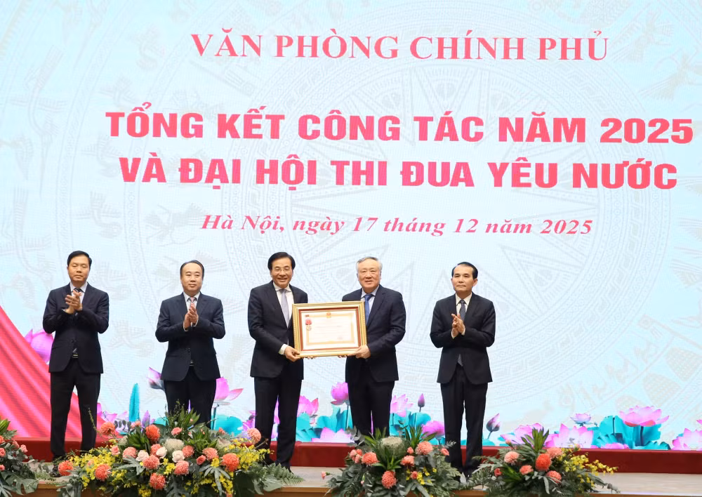 Những hy sinh, cống hiến thầm lặng của Văn phòng Chính phủ là rất đáng ghi nhận- Ảnh 6.