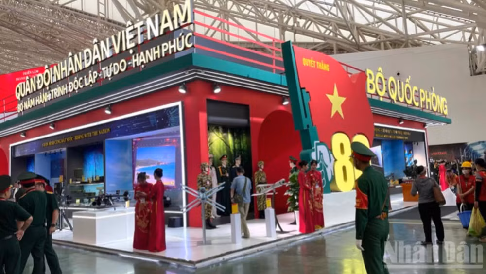Ảnh màn hình 2025-12-15 lúc 21.25.36