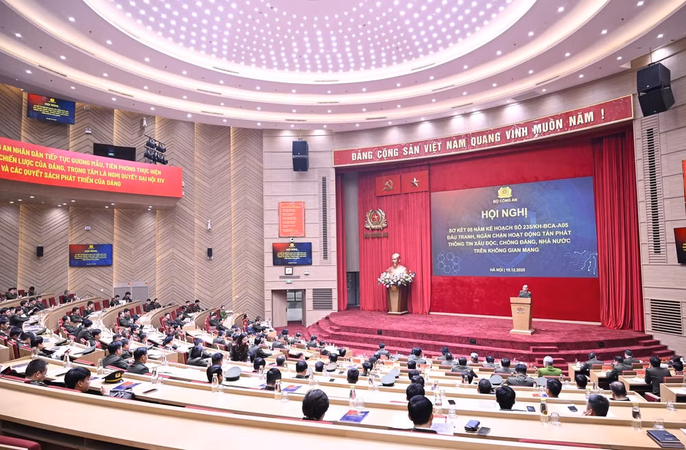 library-20251210121149-3a79d3cd-56c0-4d21-a52a-49050247b50e-dsc5503.jpeg