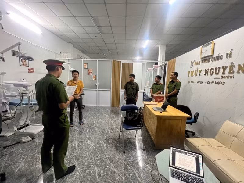 anh_1-1765510955224.jpg