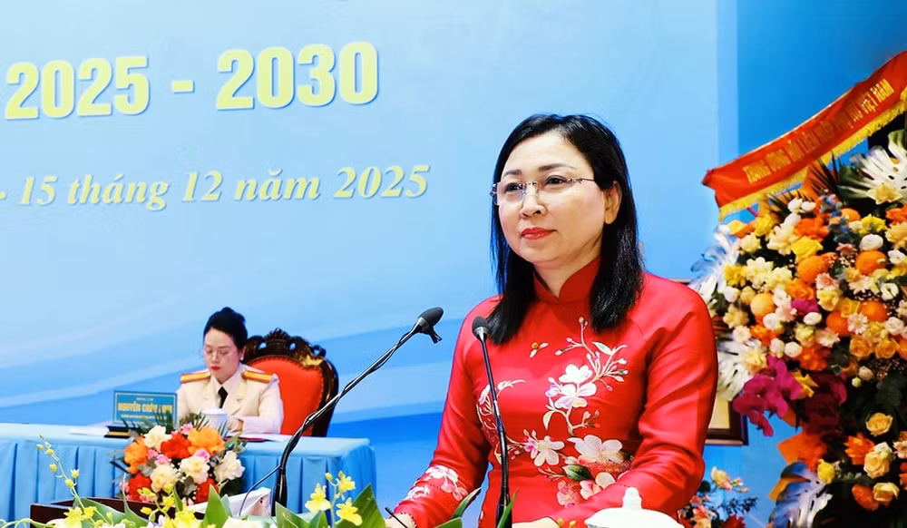 phụ nữ 3