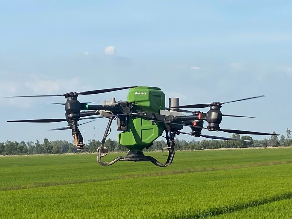 phu-my-ti-ch-cu-c-trie-n-khai-ca-c-gia-i-pha-p-co-ng-nghe-mo-i-nhu-u-ng-du-ng-drone-trong-no-ng-nghie-p-20250522162218.jpg