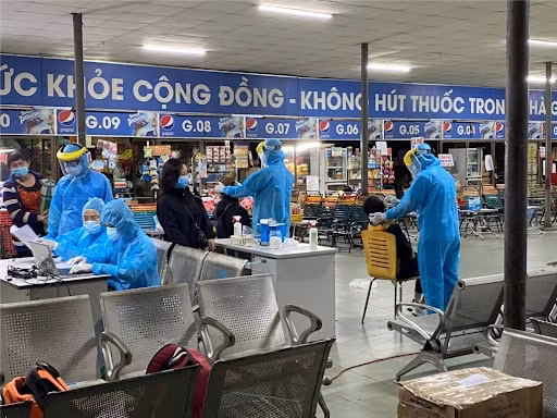 21 địa điểm có dịch lưu hành trong đợt bùng phát Covid-19 lần thứ 4 tại Việt Nam đã được TP. HCM dỡ lệnh cách ly, theo dõi y tế. Ảnh: minh họa
