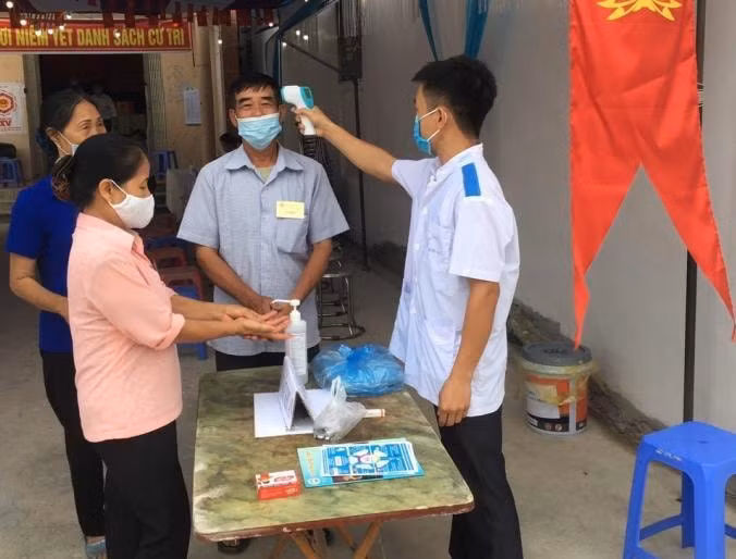 Công tác phòng chống dịch bệnh được chuẩn bị kỹ càng với nhiều kịch bản khác nhau đảm bảo an toàn trong ngày bầu cử.