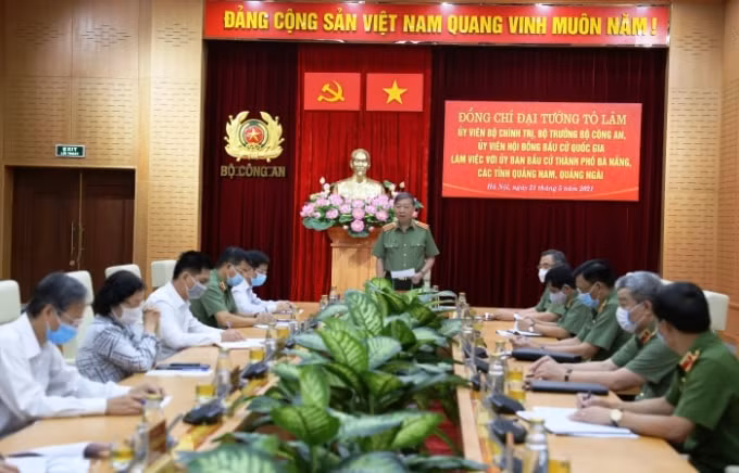 Đại tướng Tô Lâm phát biểu tại buổi làm việc.