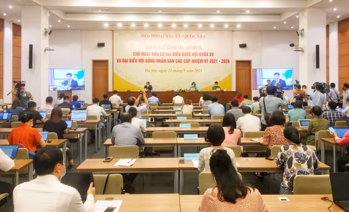 Quang cảnh họp báo.