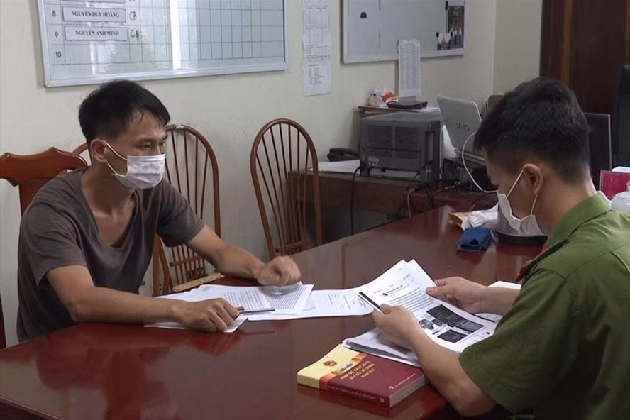 Cơ quan công an đang tạm giữ để điều tra hành vi lừa đảo của Lại Xuân Đạt. Ảnh: laodong.vn
