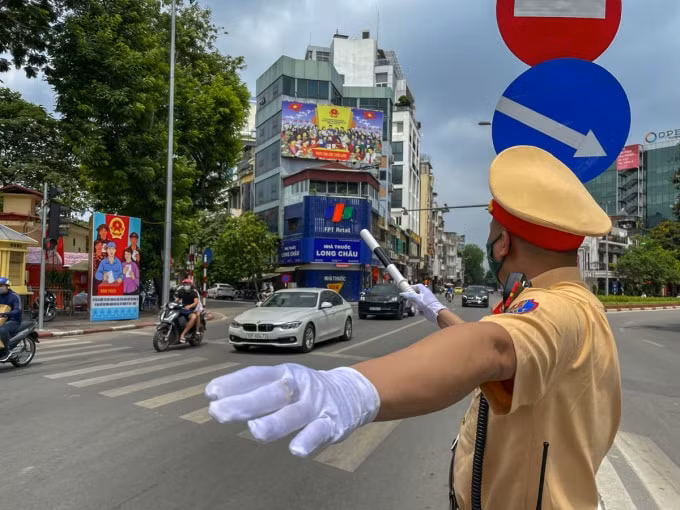 Các trục đường trên toàn quốc đều thông thoáng phương tiện trong ngày bầu cử đại biểu Quốc hội khóa XV và đại biểu Hội đồng nhân dân các cấp nhiệm kỳ 2021 – 2026.