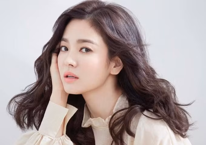 Song Hye Kyo ngày càng chứng tỏ sức ảnh hưởng của mình sau ly hôn.