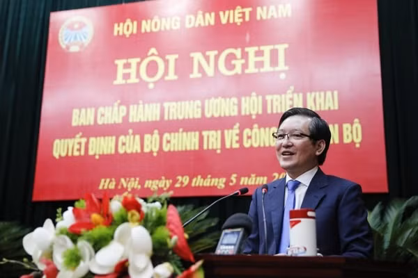 Tân Chủ tịch Hội Nông dân Việt Nam Lương Quốc Đoàn phát biểu nhận nhiệm vụ
