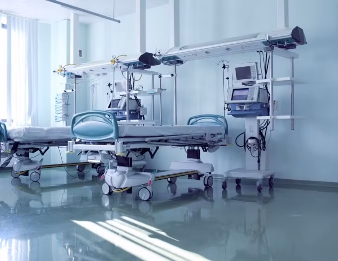Sun Group hỗ trợ Bắc Giang 50 tỷ đồng lắp đặt Trung tâm Hồi sức tích cực điều trị bệnh nhân Covid-19.