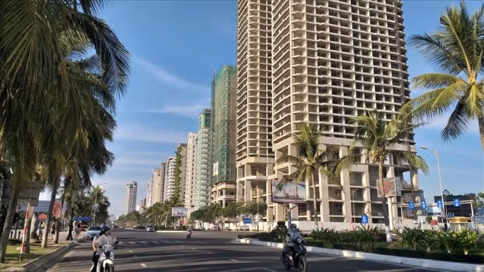 Chủ đầu tư của nhiều khách sạn ở Đà Nẵng đã rao bán, cho thuê lại do quá khó khăn