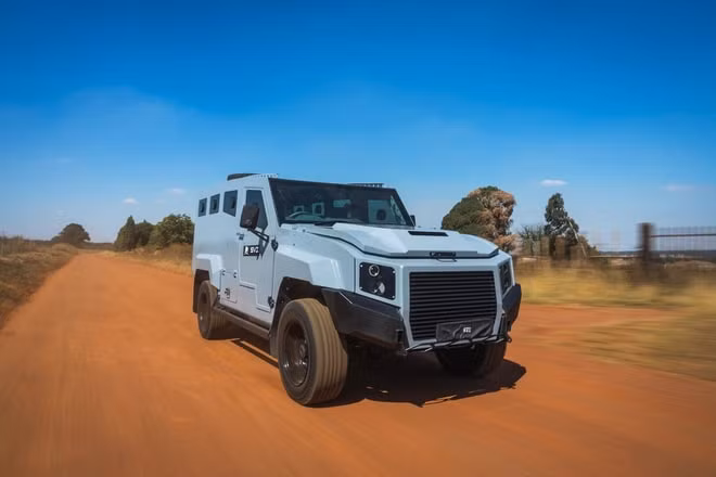 Xe bọc thép Toyota Land Cruiser. Ảnh: SVI