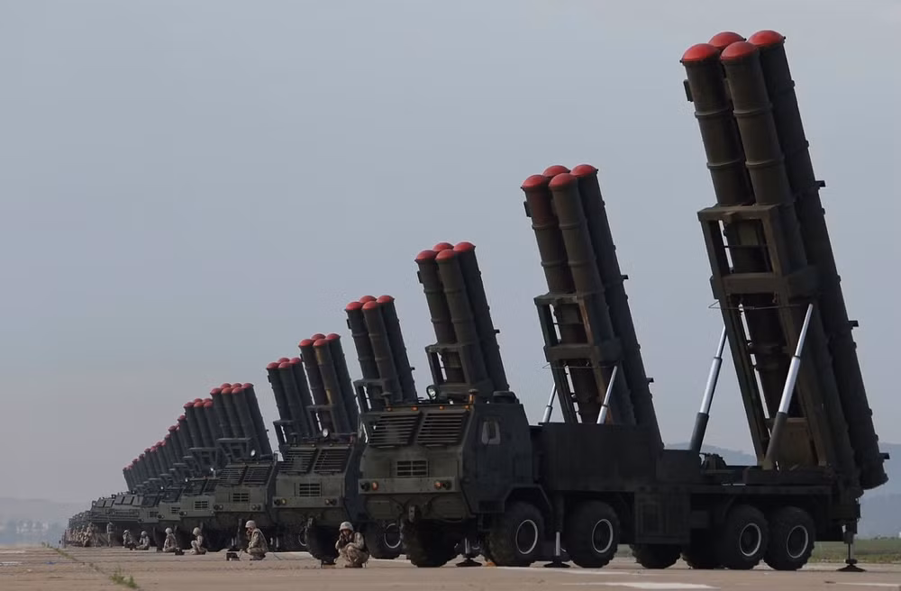 loat anh ong kim jong un giam sat cuoc tap tran tan cong phu dau bang ten lua sieu lon hinh 3