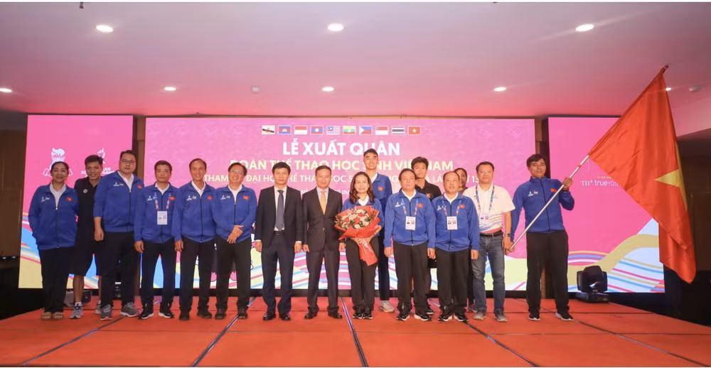 doan the thao hoc sinh viet nam xuat quan du dai hoi the thao hoc sinh dong nam a hinh 1
