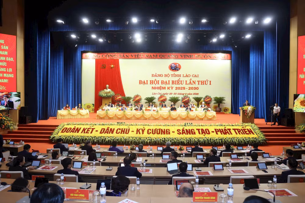 khai mac dai hoi lao cai