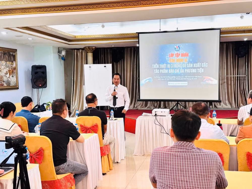 Lớp tập huấn tháng 9 vừa qua về AI