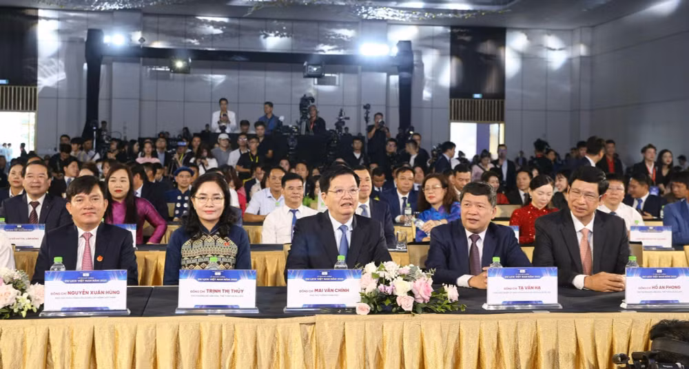 Phó Thủ tướng Mai Văn Chính: Biến khát vọng thành hành động, đưa du lịch Việt Nam lên tầm cao mới- Ảnh 2.