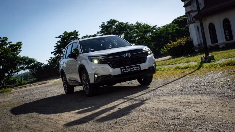 Mẫu xe Subaru Forester Hybrid 2026 tại thị trường Philippines - Ảnh: Top Gear Philippines
