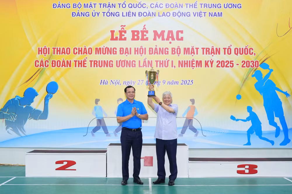 Ảnh màn hình 2025-09-27 lúc 20.00.16