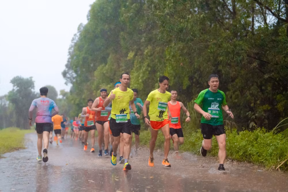 nhung khoanh khac kho quen tren duong dua ecopark marathon 2023 hinh 4