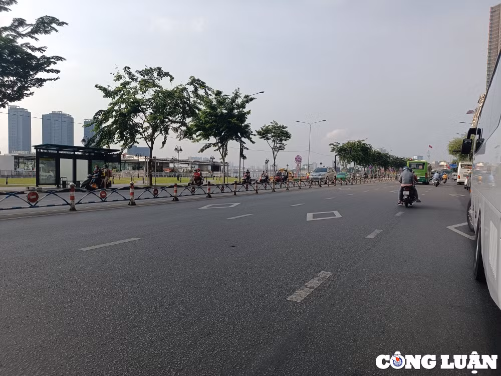 trung tam tp hcm vang lang yen binh trong ngay nghi le 30 4 hinh 12