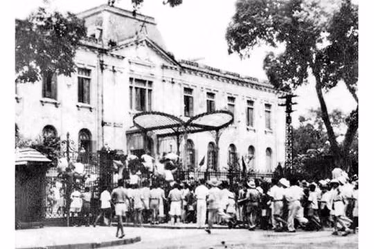 Cách mạng Tháng Tám 1945: “Lực lượng toàn dân là lực lượng vĩ đại hơn hết”
