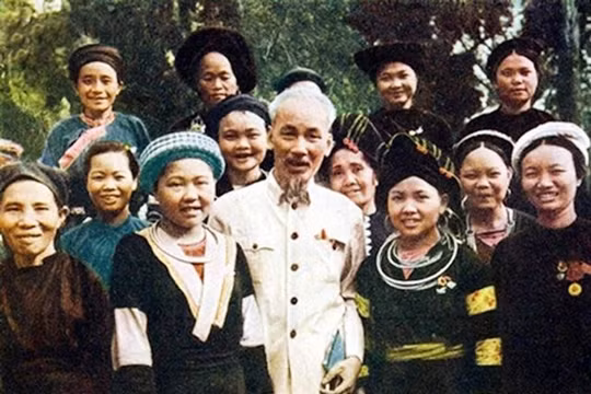 Vận dụng tư tưởng Hồ Chí Minh về “Đoàn kết, đoàn kết, đại đoàn kết” trong giai đoạn phát triển mới của đất nước