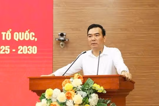 Nâng tầm công tác tư tưởng trong kỷ nguyên số: Từ "định hướng dư luận" đến "quản trị niềm tin xã hội"