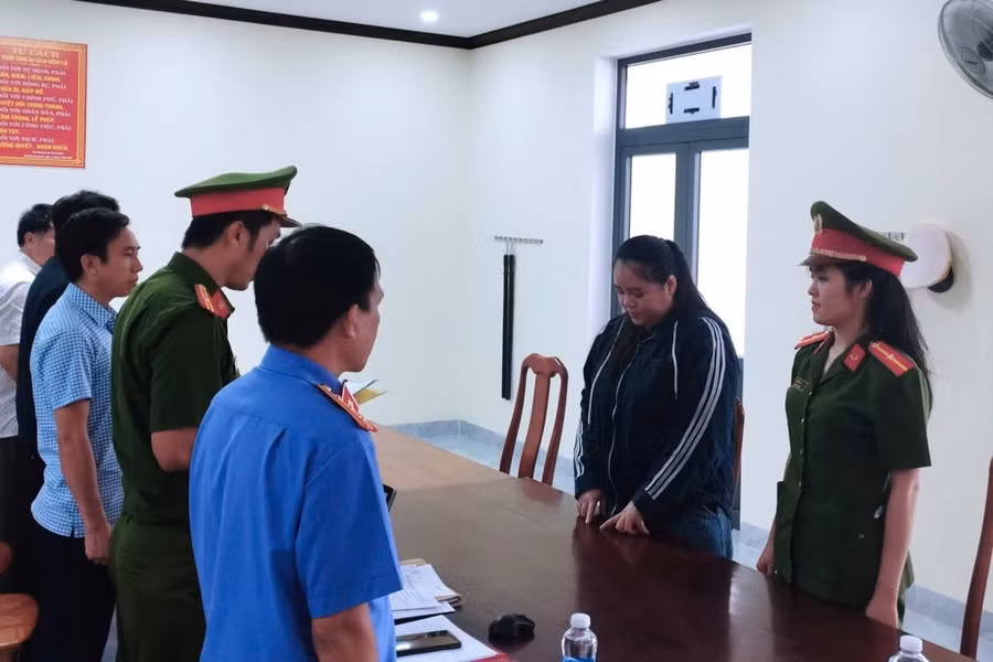 Quảng Ngãi: Nữ quái 8X chiếm đoạt hơn 28 tỷ đồng bằng chiêu trò huy động vốn