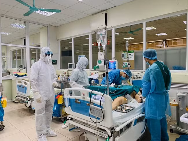 TP. Hồ Chí Minh ghi nhận thêm một ca tái dương tính với virus SARS-CoV-2. Ảnh TL.