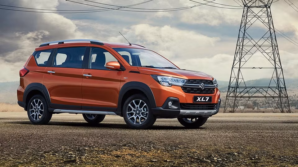 Tổng thể mẫu Suzuki XL7 2020.