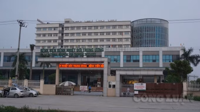 Bệnh viện Nhiệt đới Trung ương nơi đang điều trị cho đa số bệnh nhân nhiễm Covid-19. Ảnh HL.