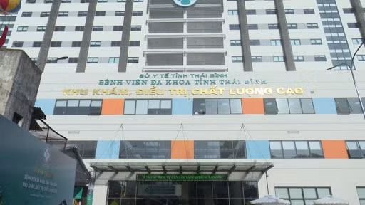 Bệnh viện đa khoa tỉnh Thái Bình nơi đang điều trị cho hai bệnh nhân nhiễm Covid-19 mới. Ảnh TL.