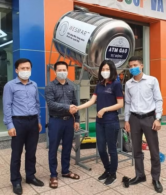 Nhiều cá nhân, doanh nghiệp, tổ chức cùng chung tay giúp đỡ người nghèo vơi bớt phần nào khó khăn